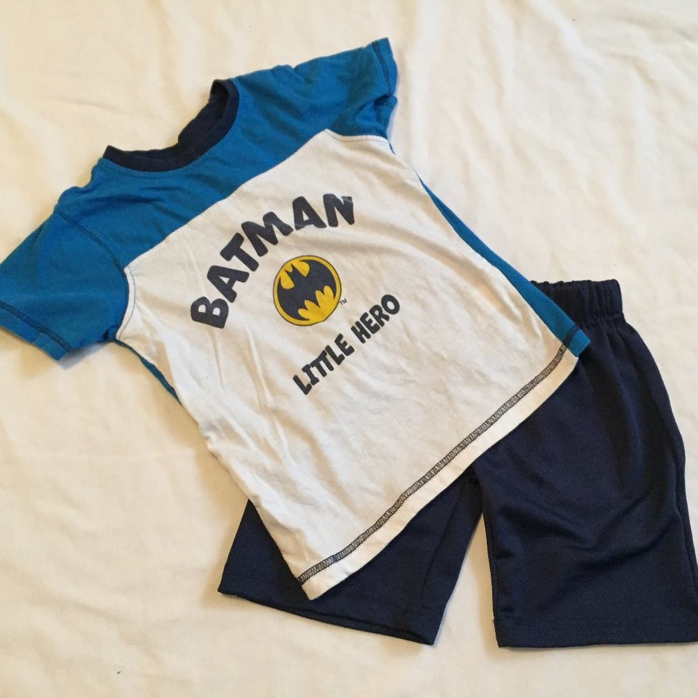 2 Piece Batman Little Heros Outfit Size 4T